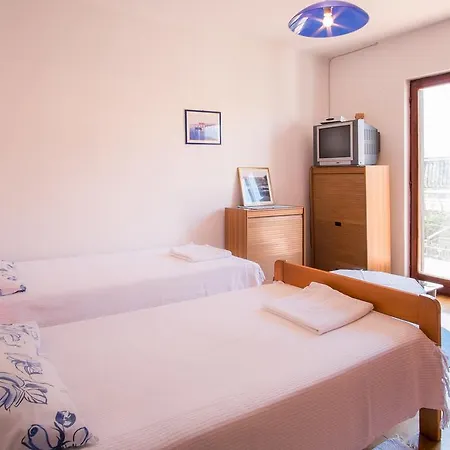 With Private Pool And Arbor Apartment *