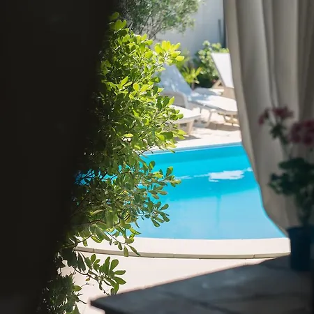 With Private Pool And Arbor * Malinska