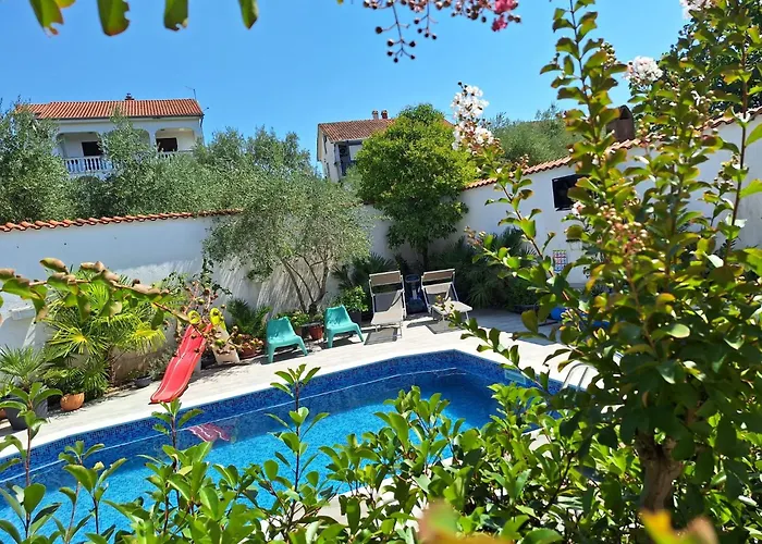 With Private Pool And Arbor Malinska