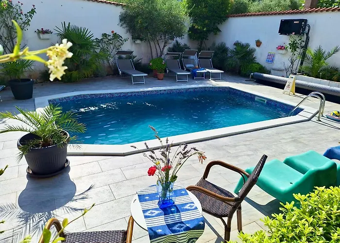 With Private Pool And Arbor *