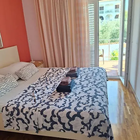 With Private Pool And Arbor Malinska