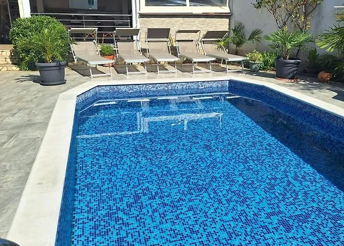 With Private Pool And Arbor