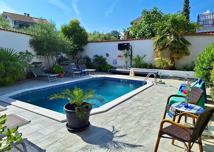 With Private Pool And Arbor *