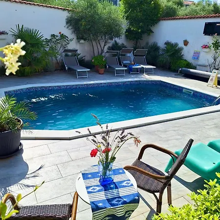 With Private Pool And Arbor *