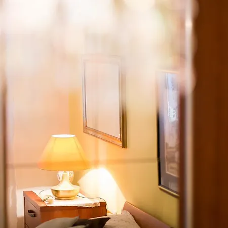 아파트 With Private Pool And Arbor